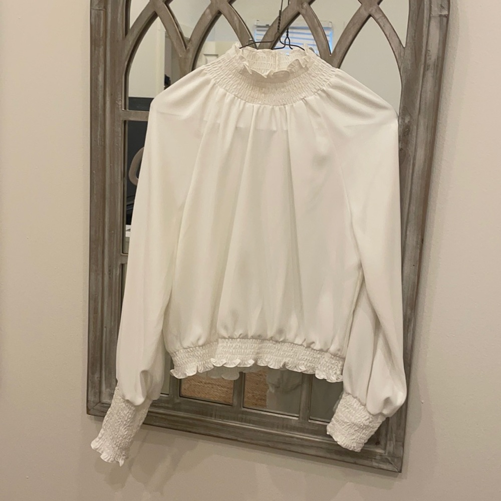 Amanda Uprichard Bentley top white